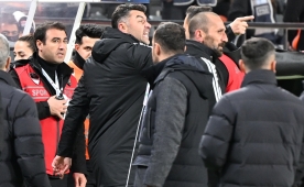 Burak Y�lmaz, k�rm�z� kart i�in �z�r diledi