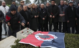 İlhan Cavcav kabri başında anıldı