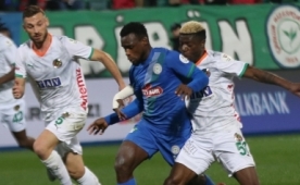 2 k�rm�z� kart, 2 gol! Rize'de sert ma�!