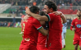 Amedspor sahasında Adana Demir'i yendi