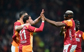 Galatasaray, 12 g�nde zorlu 4 ma�a ��kacak