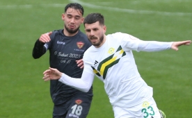 Esenler, deplasmanda 5 golle rahat kazand�