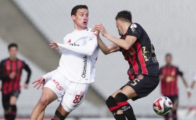 Ender �ren�: 'Yenilgi i�in �ok �zg�n�z'