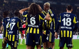 Fenerbah�e'de tam 6 isim kart s�n�r�nda!