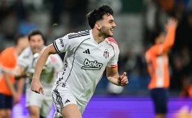 Be�ikta�'ta ayr�l�k plan�: Mustafa Erhan