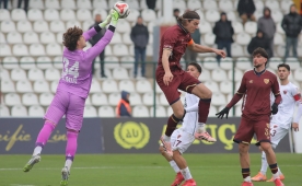 Band�rma evinde Hatay'� rahat ge�ti