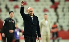 U�urlu: 'Unutmay� isteyece�imiz ak�am'