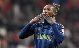 Fenerbah�e a��klad�: Nene ameliyat oldu