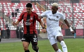 Manisa FK, Vanspor FK'yi tek golle ge�ti!