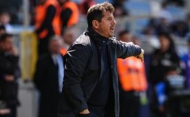 Emre Bel�zo�lu'ndan �rfan Can a��klamas�