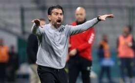 Palut: 'Camiam�z�n �zledi�i galibiyetler'