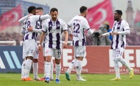 Ke�i�reng�c� ilk yar� play-off biletini ald�!