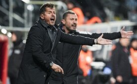 Emre Bel�zo�lu'ndan G.Saray ma�� s�zleri
