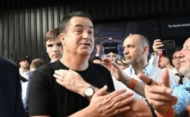 Acun Il�cal�'dan transfer a��klamas�