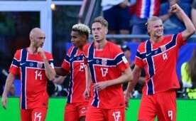 Haaland sahneye ��kt�, Norve� 4 att�!