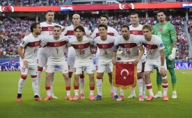 A Milli Futbol Tak�m�, 654. ma��na ��k�yor!