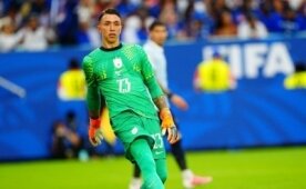 Nando Muslera'dan milli tak�m�na veda