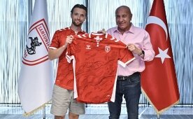 Samsun'a İskoç orta saha: Elliot Watt