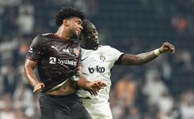 Ma�ta ka��rd�klar�yla dikkat �ekti: Olaitan