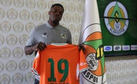 Alanyaspor, Ivan Cedric'i duyurdu!