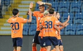 Başakşehir uyandı ve 4 golle galip geldi