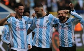Erzurumspor evinde duvar ördü!