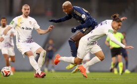 Ey�pspor, Kad�k�y'de ligde kalma pe�inde
