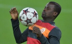 Galatasaray sonras� b�y�k ��k��: Eboue