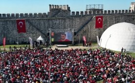 Milli coşku Yedikule hisarı'nda yaşandı