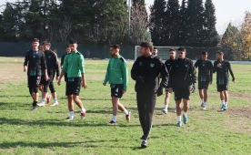 Denizlispor'a amat�r ligde de rahat yok