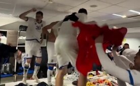 Kosova'da b�y�k tur sevinci; Vedat Muriqi