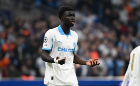 Resmi: Roma'dan 18'lik golc�ye 25M�