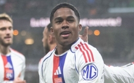 Fransa Ligue 1'de ay�n oyuncusu se�ildi!