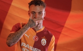 Noa Lang'ın. G.Saray itirafı; 'Sesi kıs'