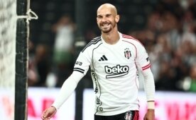 Cerny'den Sergen Yal��n i�in payla��m