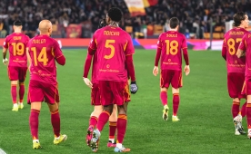  Zeki �elik'in asistiyle Roma fi�i �ekti!