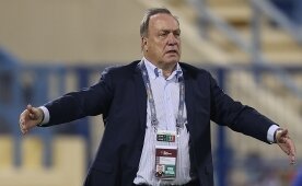 Cura�ao'da Advocaat resmen geri d�nd�!