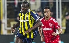 Fenerbah�e'de Sidiki Cherif �vg�leri toplad�