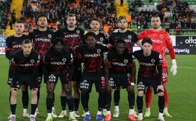 Asırlık çınar G.Birliği, 103. yaşını kutluyor