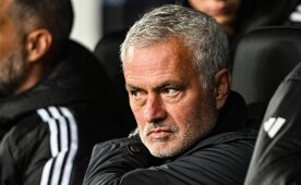 R. Madrid oyuncular� Mourinho'yu reddetti