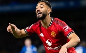 Manchester United, Chelsea'yi devirdi!