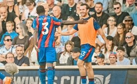 Crystal Palace Fulham'ı 3 golle geçti