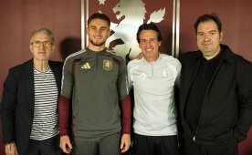 Aston Villa'da Konsa'nın yeri doldu