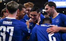 Everton, Wolves karşısında turladı!