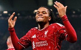 Liverpool'da tarihe ge�ti; Ngumoha!