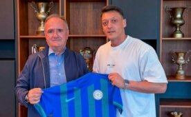 Mesut �zil ile i� birli�ini a��klad�lar!