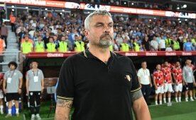 Thomas Reis'in yeni tak�m� a��kland�