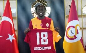 Bafetimbi Gomis'ten yeni transfere mesaj