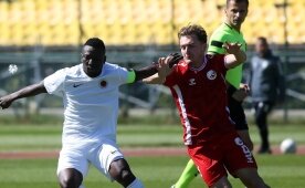 Türk takımlarına transfer yasağı geldi