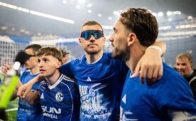 Dzeko sağlık kontrolü ve imza atmaya gitti